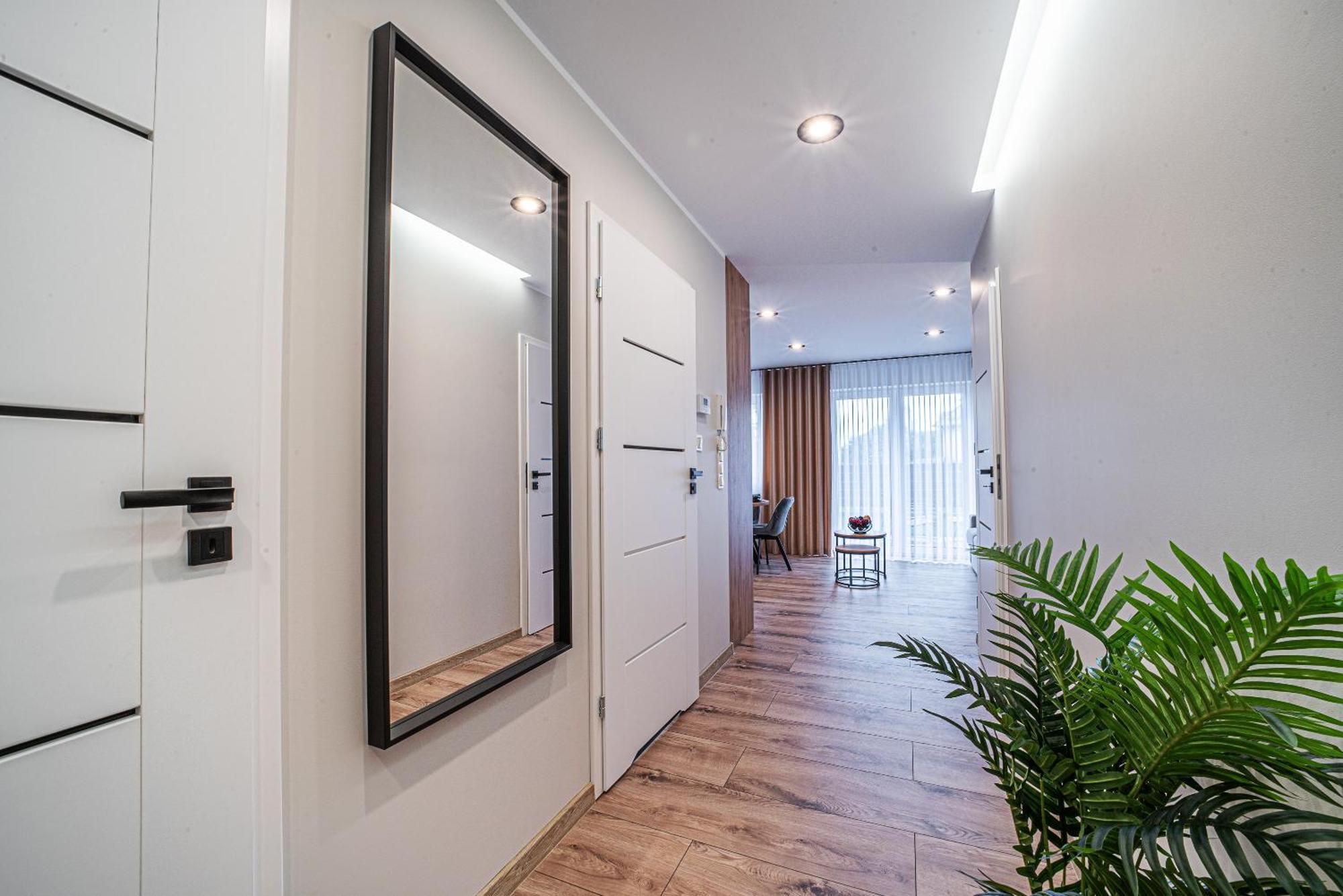 Apartament Labradoryt, Klimatyzacja, Parking Priv 볼레스와비에츠 외부 사진